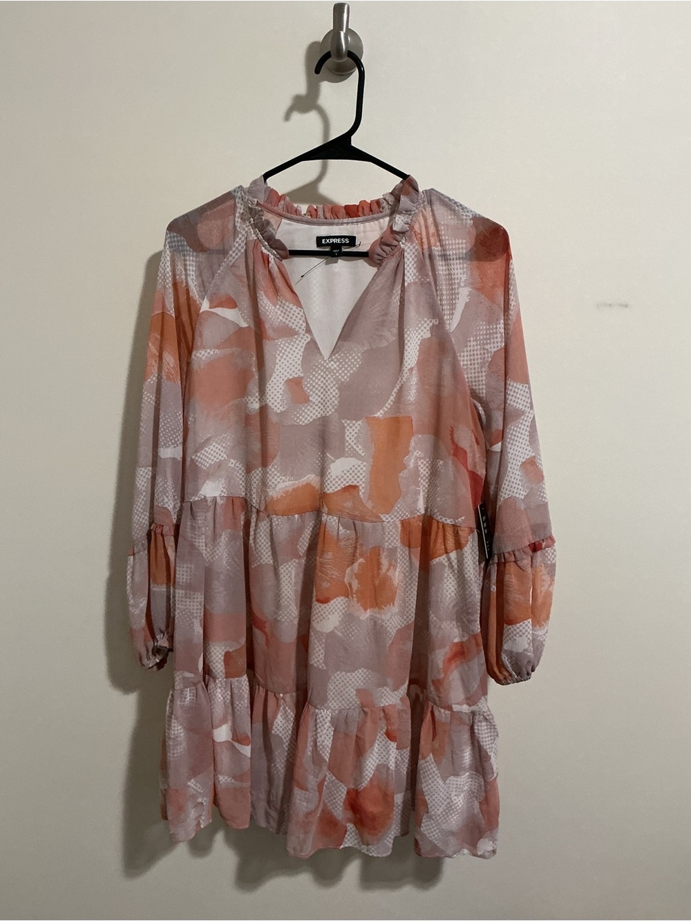 New! Express Womens Pink & Orange Abstract Tiered Summer Dress NWT Small Office